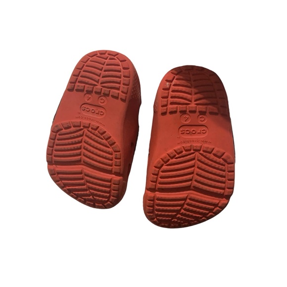 Lightning McQueen light up crocs - Picture 3 of 6